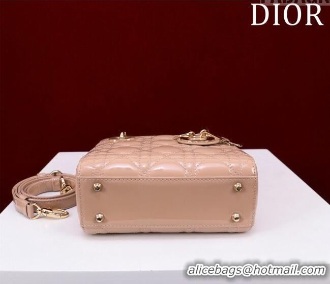 Luxurious Dior Mini Lady Dior Bag in Patent Cannage Leather M0505 Apricot 2024