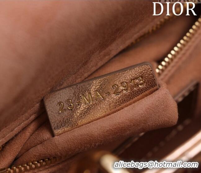 Pretty Style Dior Mini Lady Dior Bag in Metallic Cannage Leather M0505 Rose Gold 2024