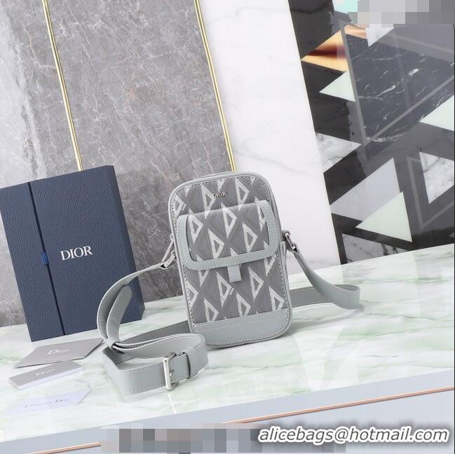 Famous Brand Dior Men's Hit the Road Mini Crossbody Bag in CD Diamond Canvas CD5076 Grey 2024