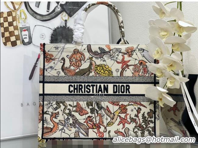 Trendy Design Dior Large Book Tote Bag Bag in Multicolor Animaux Fantastiques Embroidery CD5081 White 2024