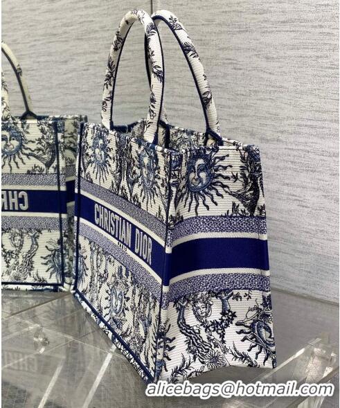 Buy Fashionable Dior Medium Book Tote Bag Bag in Toile de Jouy Soleil Embroidery CD5086 White/Blue 2024