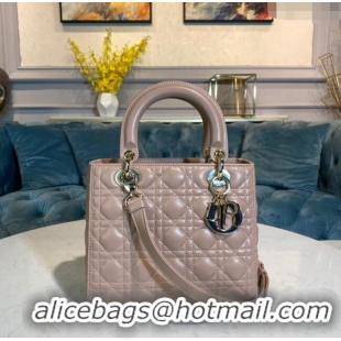 Famous Brand Dior Medium Lady Dior Bag in Cannage Lambskin 44532 Nude Pink/Gold 2024