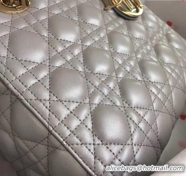 Inexpensive Dior Medium Lady Dior Bag in Cannage Lambskin 44532 Pearl Grey/Gold 2024