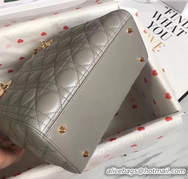 Inexpensive Dior Medium Lady Dior Bag in Cannage Lambskin 44532 Pearl Grey/Gold 2024