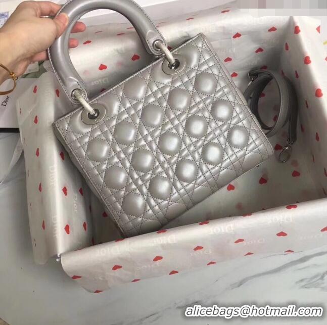 Top Quality Dior Medium Lady Dior Bag in Cannage Lambskin 44532 Pearl Grey/Silver 2024