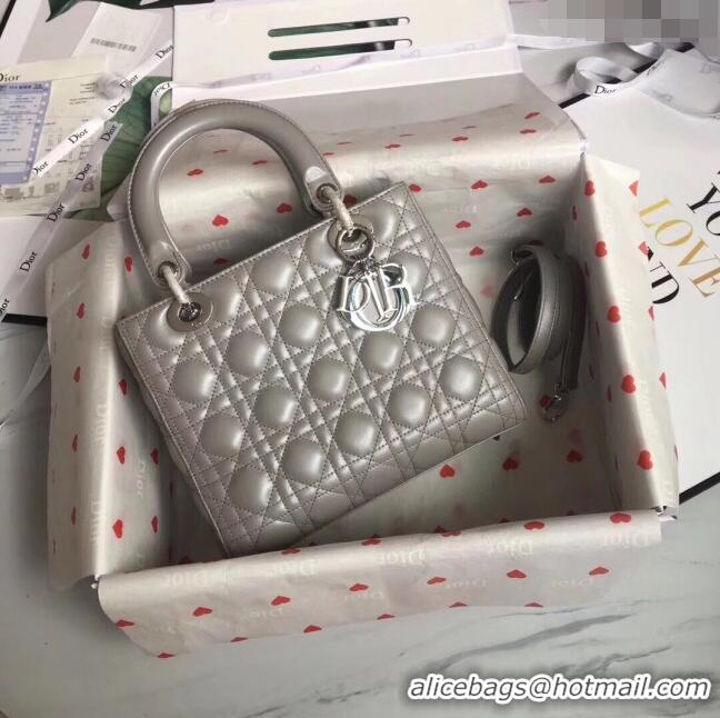 Top Quality Dior Medium Lady Dior Bag in Cannage Lambskin 44532 Pearl Grey/Silver 2024