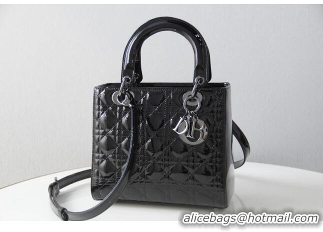 Luxurious Dior Medium Lady Dior Bag in Cannage Patent Leather 44532 All Black 2024