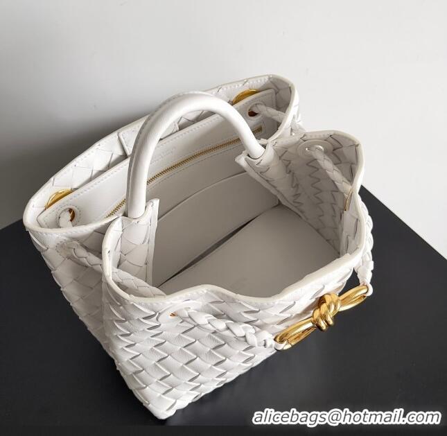 Sophisticated Bottega Veneta Small Andiamo Top Handle Bag in Intrecciato Leather 743568 White 2024