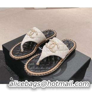 Unique Style Chanel Quilted Lambskin Flat Thong Slide Sandals with Chain CC White 423055