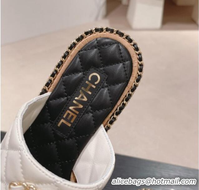 Unique Style Chanel Quilted Lambskin Flat Thong Slide Sandals with Chain CC White 423055