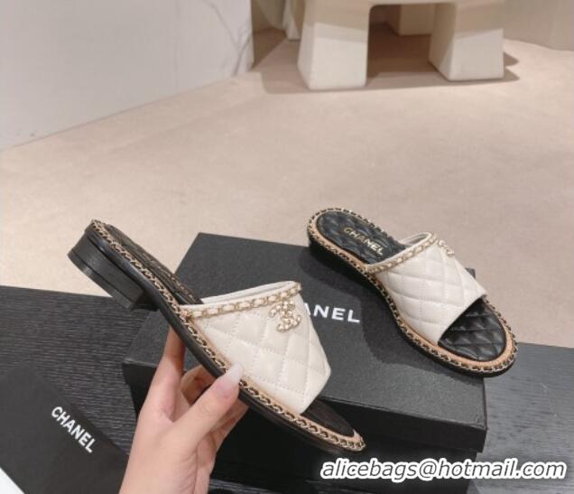 Top Design Chanel Quilted Lambskin Flat Slide Sandals with Chain Charm White 0423068