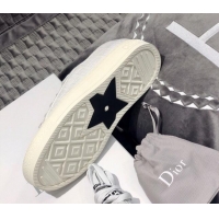 Sumptuous Dior Walk'n'Dior Sneakers in Oblique Embroidered Cotton White 0226047