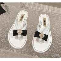 Unique Style Chanel Calfskin Flat Slide Thong Sandals with Pearl Bow White 322122