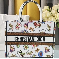 Promotional Dior Medium Dior Book Tote Multicolor Dragon Zodiac Embroidery CD0235 White 2024