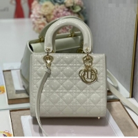 Promotional Dior Medium Lady Dior Bag in Cannage Patent Leather 44532 White/Gold 2024