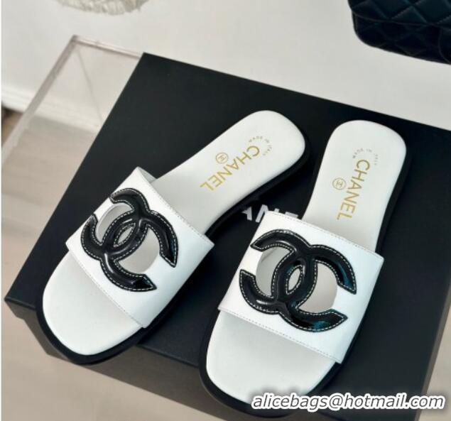 Best Product Chanel Calfskin Flat Slide Sandals with Maxi CC White 424110