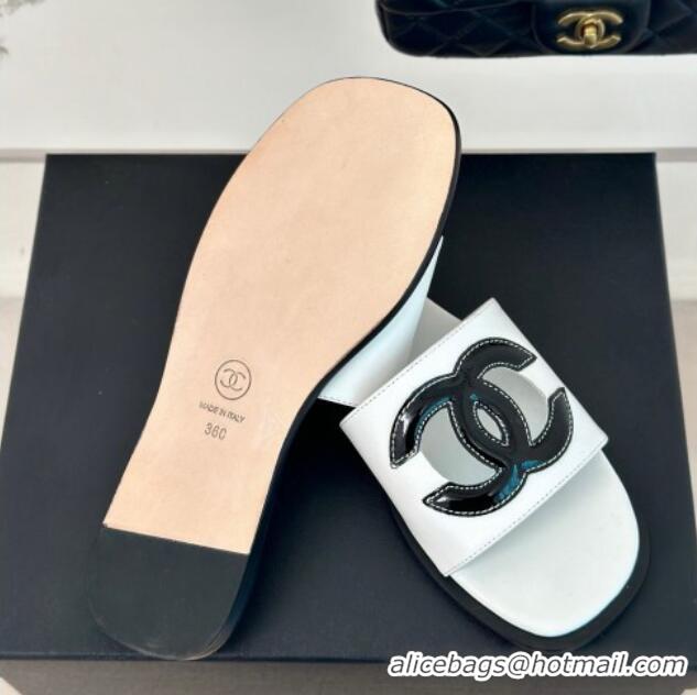 Best Product Chanel Calfskin Flat Slide Sandals with Maxi CC White 424110