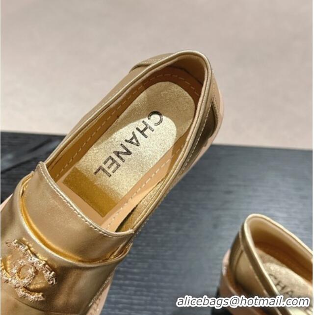 Stylish Chanel Laminated Calfskin Loafers G45663 Gold 424154