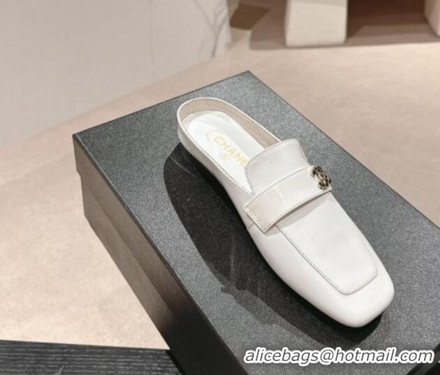 Sophisticated Chanel Shiny Calfskin Flat Mules White 424177