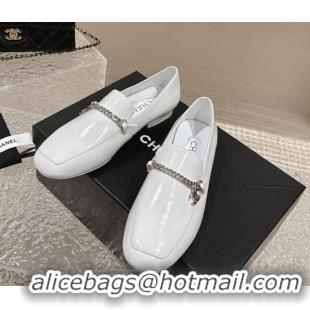 Luxurious Chanel Shiny Calfskin Loafers with Chain CC White 424193