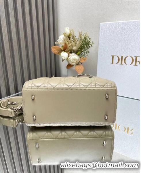 Top Grade Dior Medium Lady Dior Bag in Cannage Lambskin 44532 Gold/Beige 2024