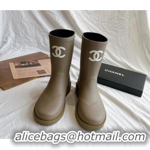 Luxury Cheap Chanel Rubber Ankle Rain Boots with Front CC Green 0425070