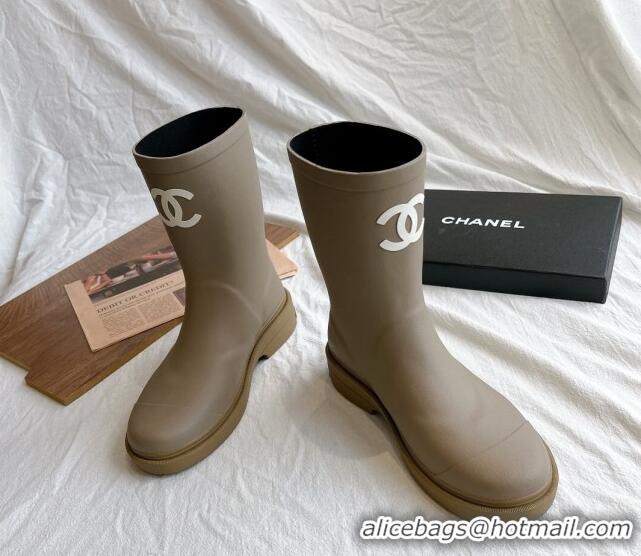 Luxury Cheap Chanel Rubber Ankle Rain Boots with Front CC Green 0425070