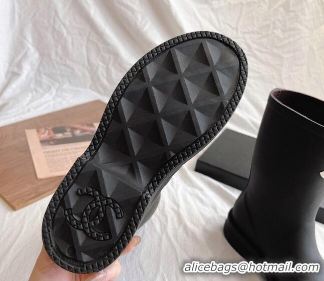 Luxury Chanel Rubber Ankle Rain Boots with Front CC Black 0425071