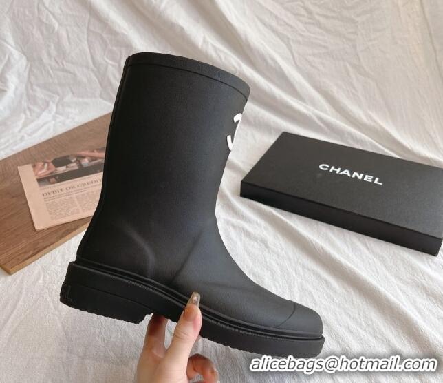 Luxury Chanel Rubber Ankle Rain Boots with Front CC Black 0425071