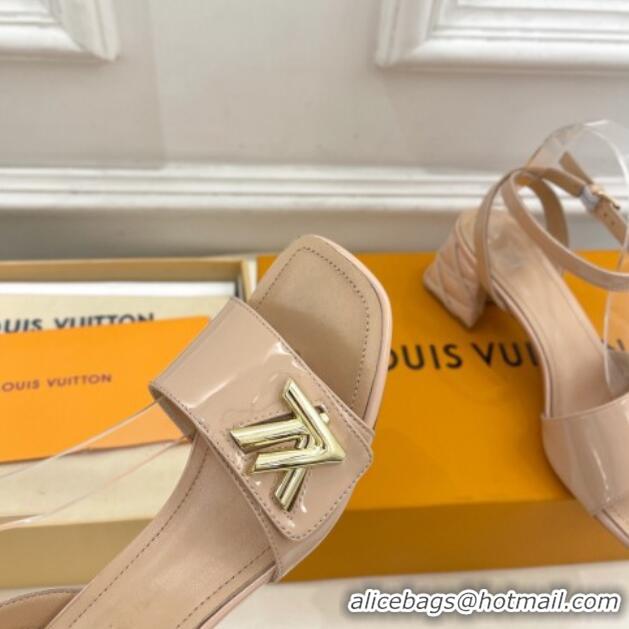 Charming Louis Vuitton Shake Strap Sandals 5.5cm with Quilted Heel in Patent Calfskin Beige 0426077