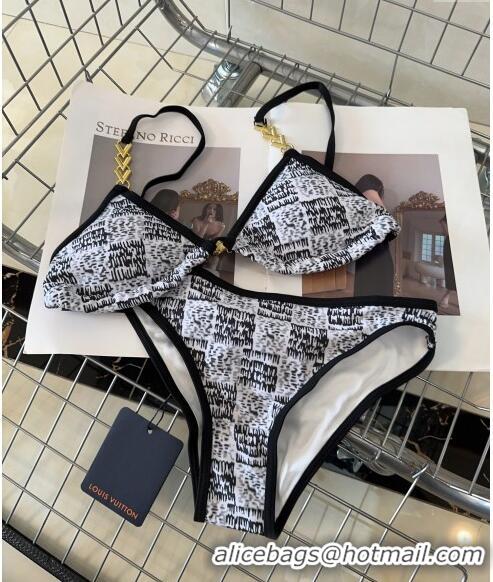 ​Buy Inexpensive Louis Vuitton Swimwear 050905 Black/White 2024