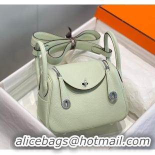 Well Crafted Hermes Lindy Mini Bag 19cm in Grainy Calfskin H7102 Bubble Green