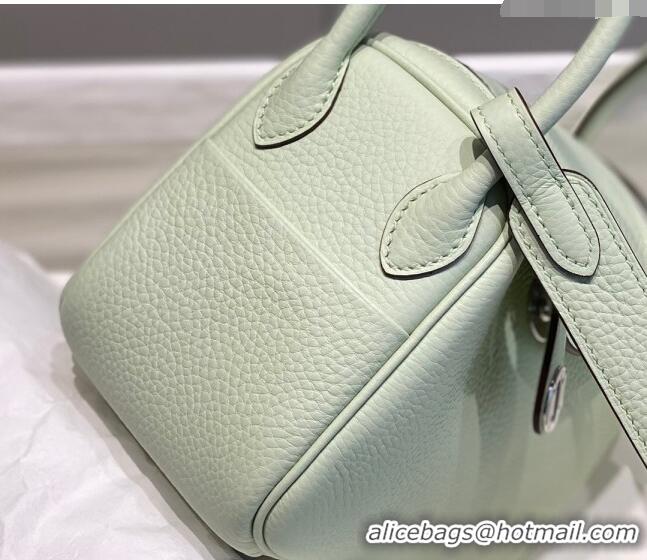 Well Crafted Hermes Lindy Mini Bag 19cm in Grainy Calfskin H7102 Bubble Green