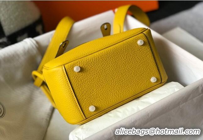 Good Looking Hermes Lindy Mini Bag 19cm in Grainy Calfskin H7102 Amber Yellow