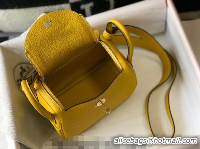 Good Looking Hermes Lindy Mini Bag 19cm in Grainy Calfskin H7102 Amber Yellow