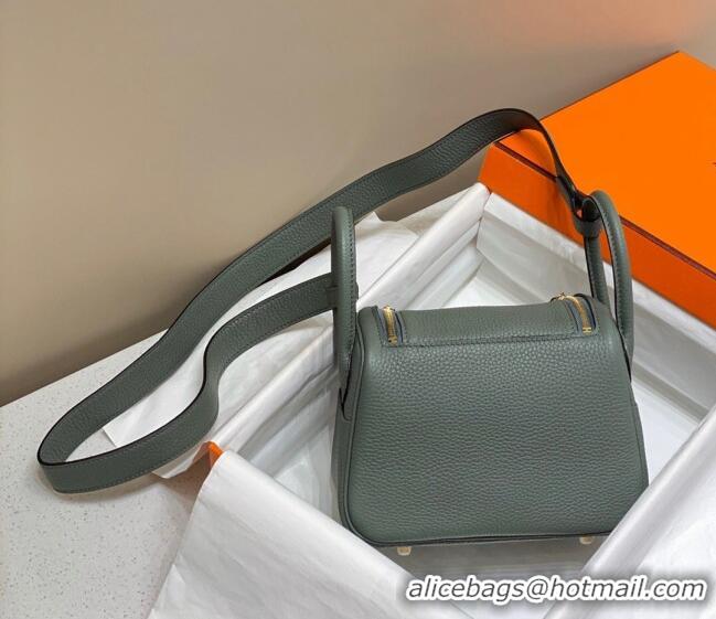 Classic Grade Hermes Lindy Mini Bag 19cm in Grainy Calfskin H7102 Almond Green