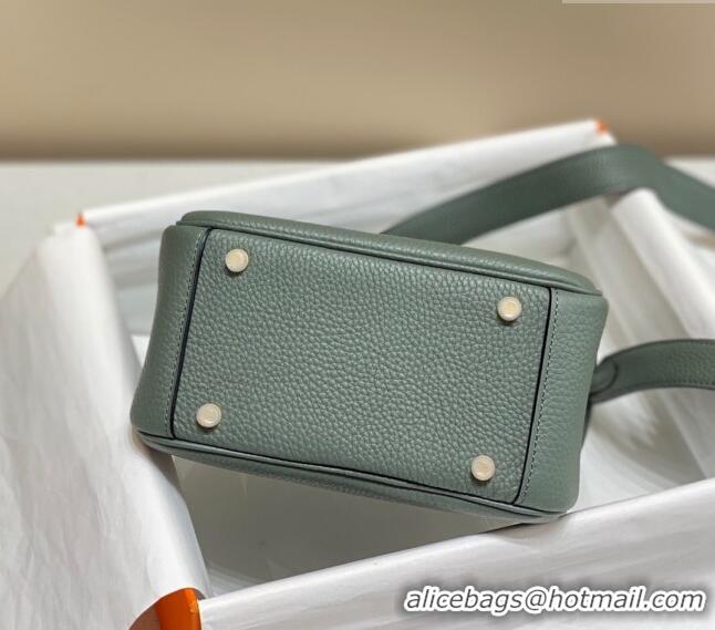 Classic Grade Hermes Lindy Mini Bag 19cm in Grainy Calfskin H7102 Almond Green