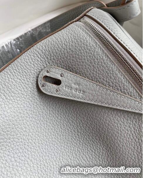 Shop Promotional Hermes Lindy 26/30 Bag in Original Taurillon Clemence Leather Glacier H1501 Glacier Grey/Silver 2024 (F