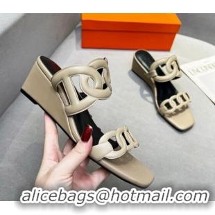 Luxurious Hermes Gaby Leather Wedge Slide Sandals 5.5cm Beige 326126