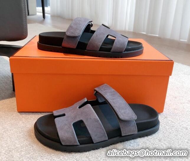 Purchase Hermes Chypre Flat Sandals in Suede Grey 425150