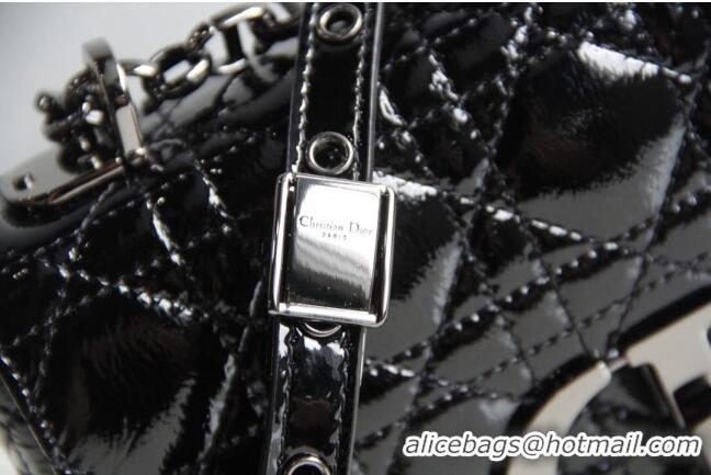 Popular Style Dior Small Caro Chain Bag in Patent Cannage Lambskin CD2227 Black 2024