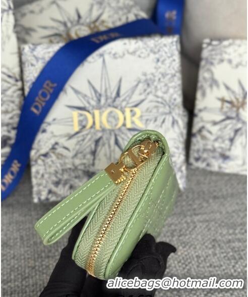 Pretty Style Dior Caro Zipped Wallet in Patent Cannage Calfskin 0523 Light Green 2024