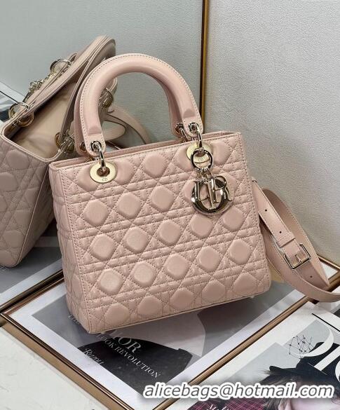 Famous Brand  Dior Medium Lady Dior Bag in Cannage Lambskin 0523 Powder Pink 2024