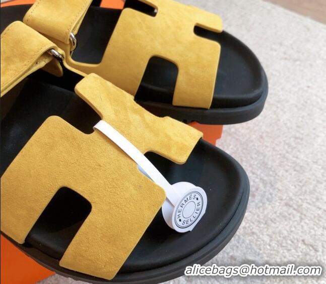 Grade Quality Hermes Chypre Flat Sandals in Suede Yellow 425159