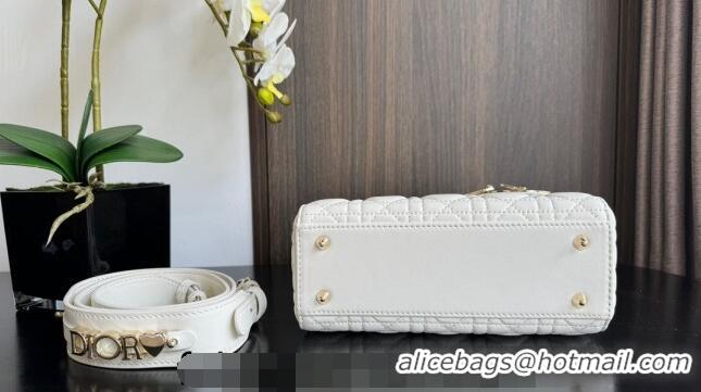 Pretty Style Dior Small Lady My ABCDior Bag in Two-Tone Cannage Lambskin CD3060 White/Black 2024