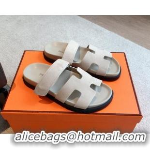 Good Looking Hermes Chypre Flat Sandals in Suede Light Grey 425163