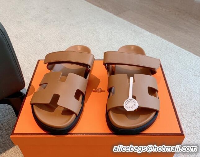 Stylish Hermes Chypre Flat Sandals in Smooth Calfskin Brown/Silver 425175