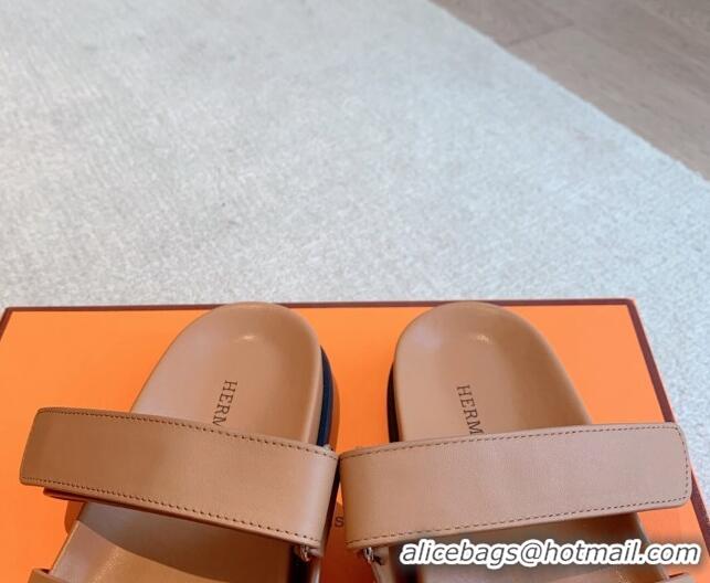 Stylish Hermes Chypre Flat Sandals in Smooth Calfskin Brown/Silver 425175