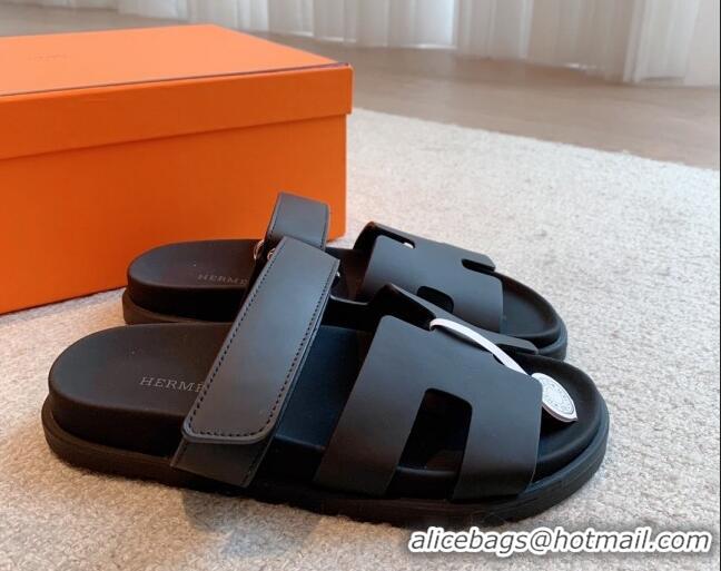 Top Grade Hermes Chypre Flat Sandals in Smooth Calfskin Black/Silver 425176