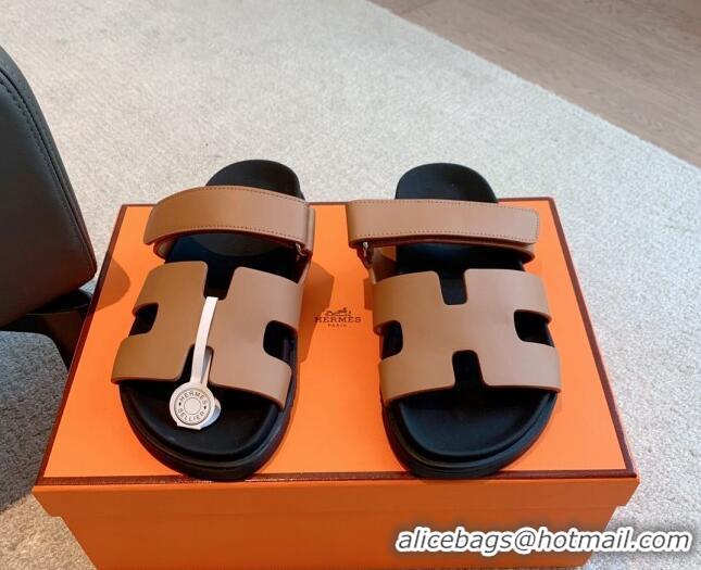 Good Quality Hermes Chypre Flat Sandals in Smooth Calfskin Brown/Black 425179